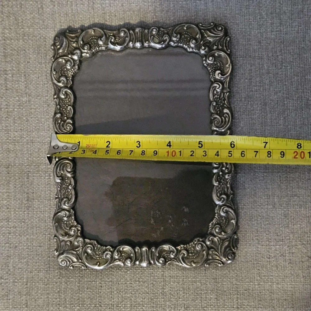 Baroque by Wallace silverplated Decorative Free standing Picture Frame Style 766